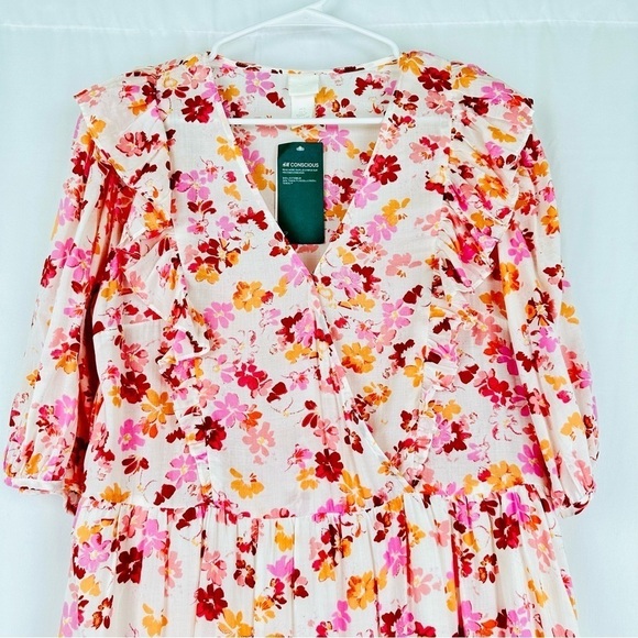 NWT - H&M - Maxi - Floral - Balloon - Short Sleeve - Dress - Size: Small - Picture 3 of 8